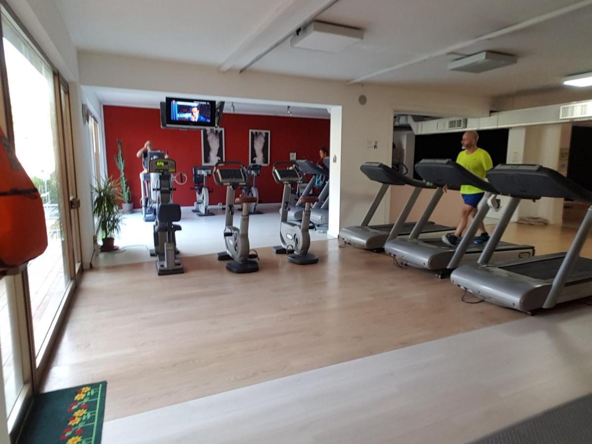 Spazio-Confort-Fitness Piombino Exteriér fotografie